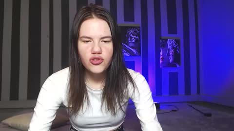 Snapshot of oliviakanta chatting on 10/07/25, 10:45 oliviakanta online show from 10/07/25, 10:45