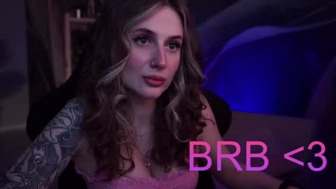 Liv online show from 11/18/25, 05:23