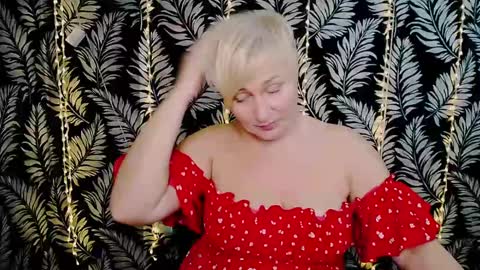 Kelly online show from 02/08/25, 06:12