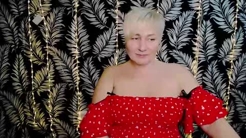 Kelly online show from 02/09/25, 03:23