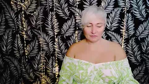 Kelly online show from 11/03/25, 11:11