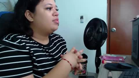 oliviia_cute online show from 11/03/25, 05:09