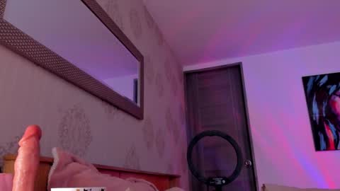 Snapshot of omstudio1994 chatting on 12/04/24, 06:39 Martina Ricci online show from 12/04/24, 06:39
