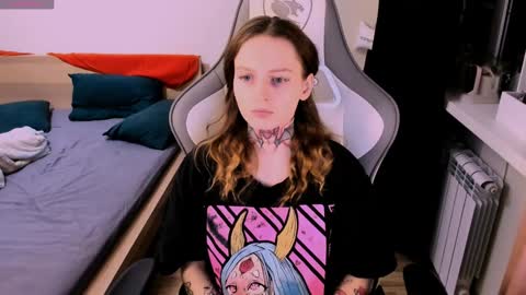 on_yxxx online show from 12/17/24, 03:49