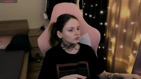 on_yxxx online show from 10/24/25, 09:55