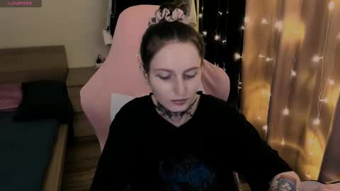 on_yxxx online show from 11/09/25, 05:33