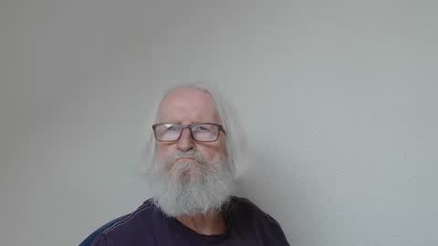 Somewhere over the rainbow online show from 10/17/25, 02:19