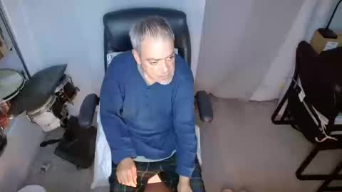 ondoko1234 online show from 10/14/25, 06:42