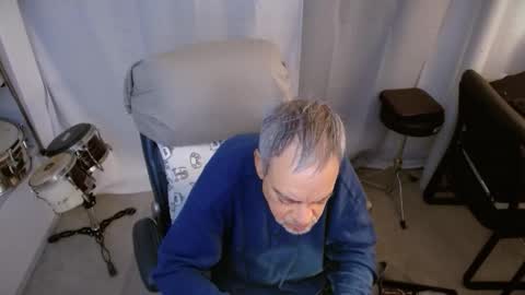 ondoko1234 online show from 11/17/25, 04:57