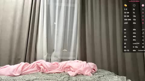 Snapshot of one_more_touch chatting on 10/24/25, 03:19 Eva online show from 10/24/25, 03:19