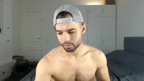 onebestlover online show from 11/05/25, 08:47