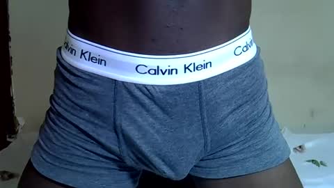 oneinamillionguy online show from 11/05/25, 06:57