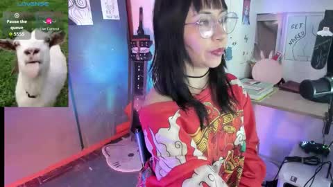 Snapshot of oni_dakotta chatting on 09/20/25, 01:01 oni_dakotta online show from 09/20/25, 01:01
