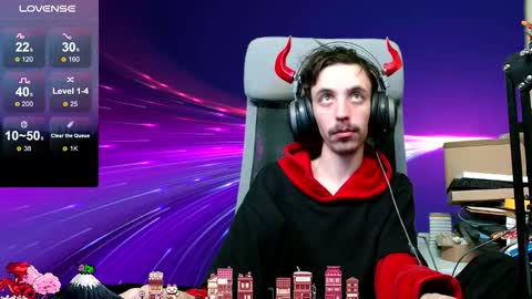 Snapshot of oni_hoshi chatting on 11/19/25, 07:03 Oni hoshi online show from 11/19/25, 07:03