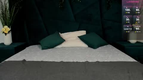 Erick  online show from 11/19/25, 07:41