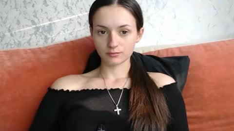 Snapshot of only_ubutterfly chatting on 10/02/25, 02:02 Amalia online show from 10/02/25, 02:02
