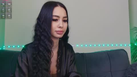 Snapshot of onlyxandra7 chatting on 02/12/25, 08:49 Xandra online show from 02/12/25, 08:49