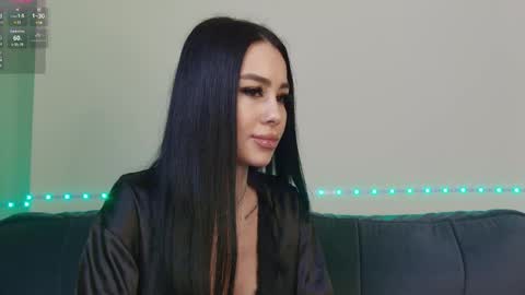 Snapshot of onlyxandra7 chatting on 02/24/25, 07:00 Xandra online show from 02/24/25, 07:00