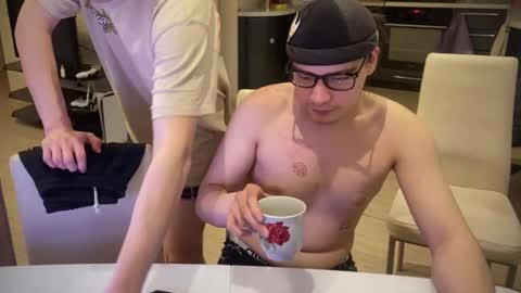 Snapshot of oofcblesssexx chatting on 12/20/24, 11:37 bless god online show from 12/20/24, 11:37