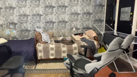 Snapshot of oofcblesssexx chatting on 12/28/24, 08:26 bless god online show from 12/28/24, 08:26