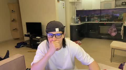 Snapshot of oofcblesssexx chatting on 12/28/24, 06:29 bless god online show from 12/28/24, 06:29