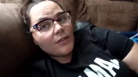 Snapshot of oosunshinebubblesoo chatting on 11/21/25, 07:45 oosunshinebubblesoo online show from 11/21/25, 07:45