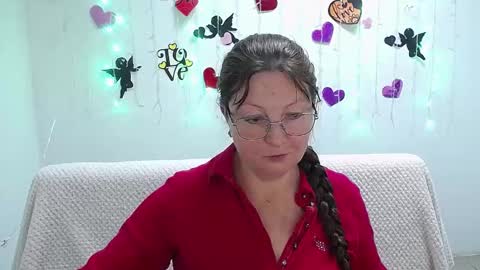 Snapshot of oovanessahotts chatting on 02/21/25, 09:45 Vanessa online show from 02/21/25, 09:45