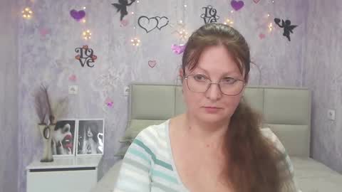 Snapshot of oovanessahotts chatting on 03/05/25, 09:05 Vanessa online show from 03/05/25, 09:05