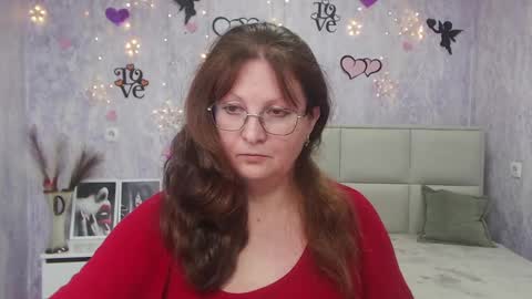 Snapshot of oovanessahotts chatting on 03/10/25, 12:15 Vanessa online show from 03/10/25, 12:15