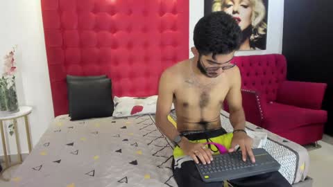 orion y perla online show from 02/07/25, 10:09