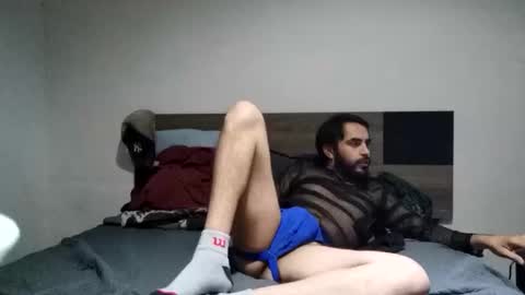 Snapshot of orm9318 chatting on 11/07/25, 11:32 Orm93 online show from 11/07/25, 11:32