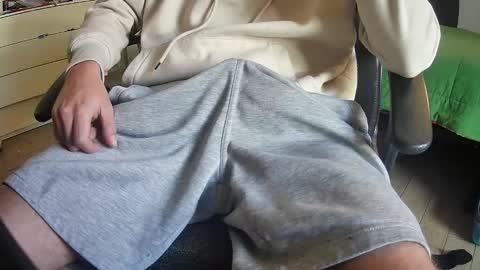 Oroborus online show from 11/26/25, 12:39