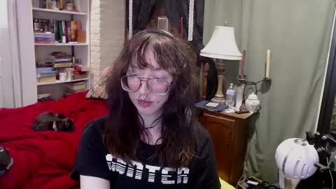 Snapshot of orookun chatting on 12/23/24, 01:18 orookun online show from 12/23/24, 01:18