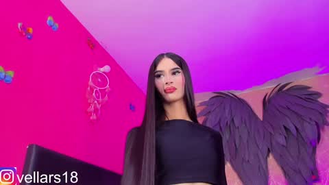 Snapshot of osiris_doll chatting on 02/19/25, 08:52 vella online show from 02/19/25, 08:52