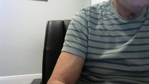 Ossi online show from 11/10/25, 10:42