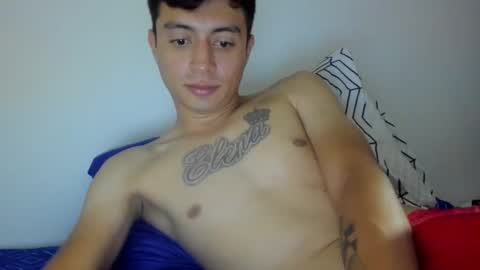 Snapshot of ostinn_ chatting on 09/10/25, 06:13 O S T I N online show from 09/10/25, 06:13