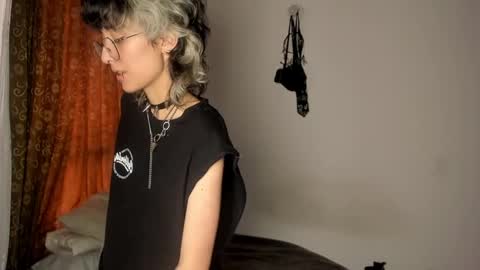 Snapshot of ottoyan_ chatting on 02/17/25, 06:48 Otto 3 online show from 02/17/25, 06:48
