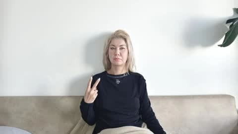 Irma Sophia  Dan online show from 12/07/24, 09:17