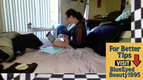 Snapshot of ovissbmson chatting on 10/30/25, 12:01 ovissbmson online show from 10/30/25, 12:01