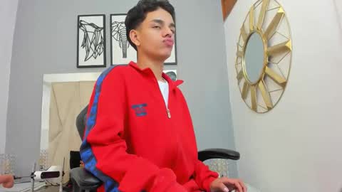 Owen Johnson online show from 10/10/25, 11:42