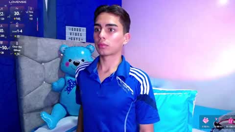 Snapshot of owenblue__ chatting on 02/28/25, 05:26 Owen Independent model online show from 02/28/25, 05:26