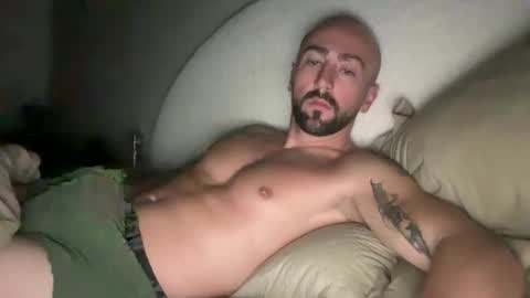 oxlade59 online show from 10/26/25, 07:14