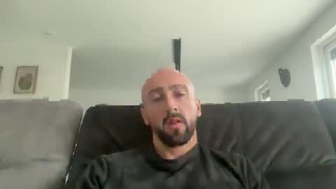 oxlade59 online show from 10/27/25, 04:00