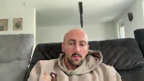 oxlade59 online show from 11/04/25, 12:48