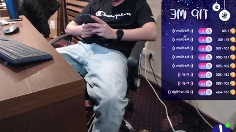 Snapshot of ozilla0699 chatting on 12/31/24, 05:55 ozilla0699 online show from 12/31/24, 05:55