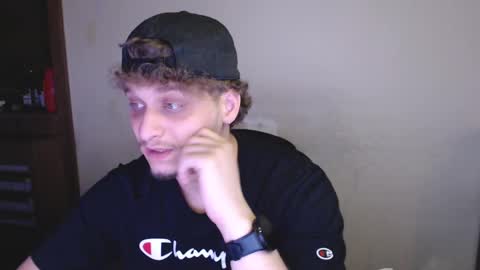 Snapshot of ozilla0699 chatting on 01/21/25, 11:13 ozilla0699 online show from 01/21/25, 11:13