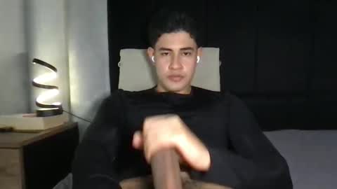 Snapshot of pablo_boston chatting on 09/09/25, 10:53 Javi online show from 09/09/25, 10:53