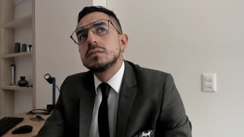 Snapshot of pablo_rincon95 chatting on 12/11/24, 05:04 pablo rincon95 online show from 12/11/24, 05:04