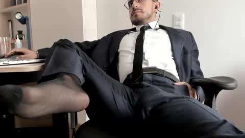 Snapshot of pablo_rincon95 chatting on 12/14/24, 07:14 pablo rincon95 online show from 12/14/24, 07:14