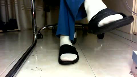 Pablo Meness online show from 12/25/24, 08:07